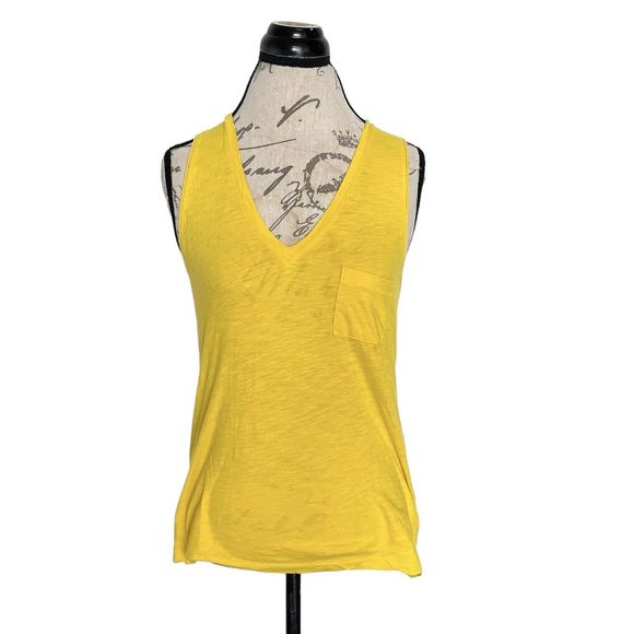 Madewell Tops - Madewell Womens Blouse Top Size Small Sleeveless V Neckline Yellow Pocket Knit